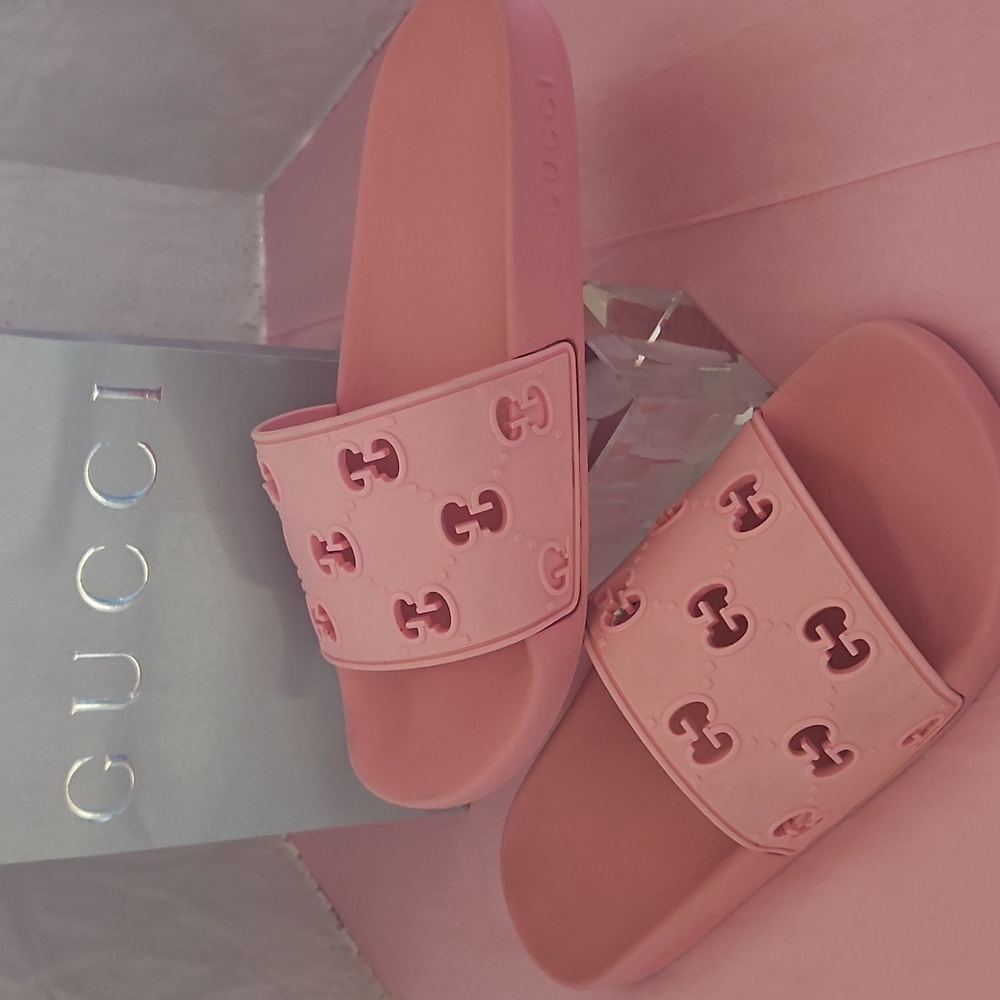 Gucci Blush Pink Logo Slides